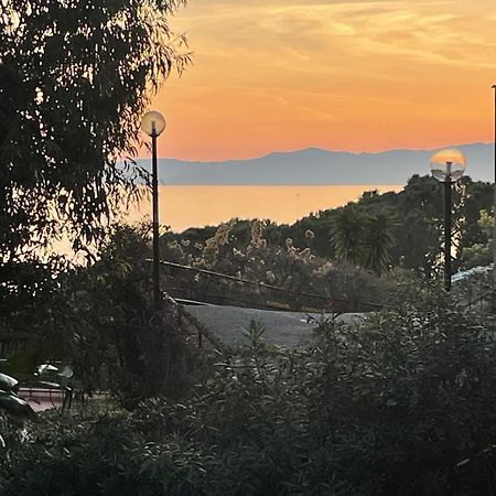 Casa Delle Mimose Appartement Varazze Buitenkant foto